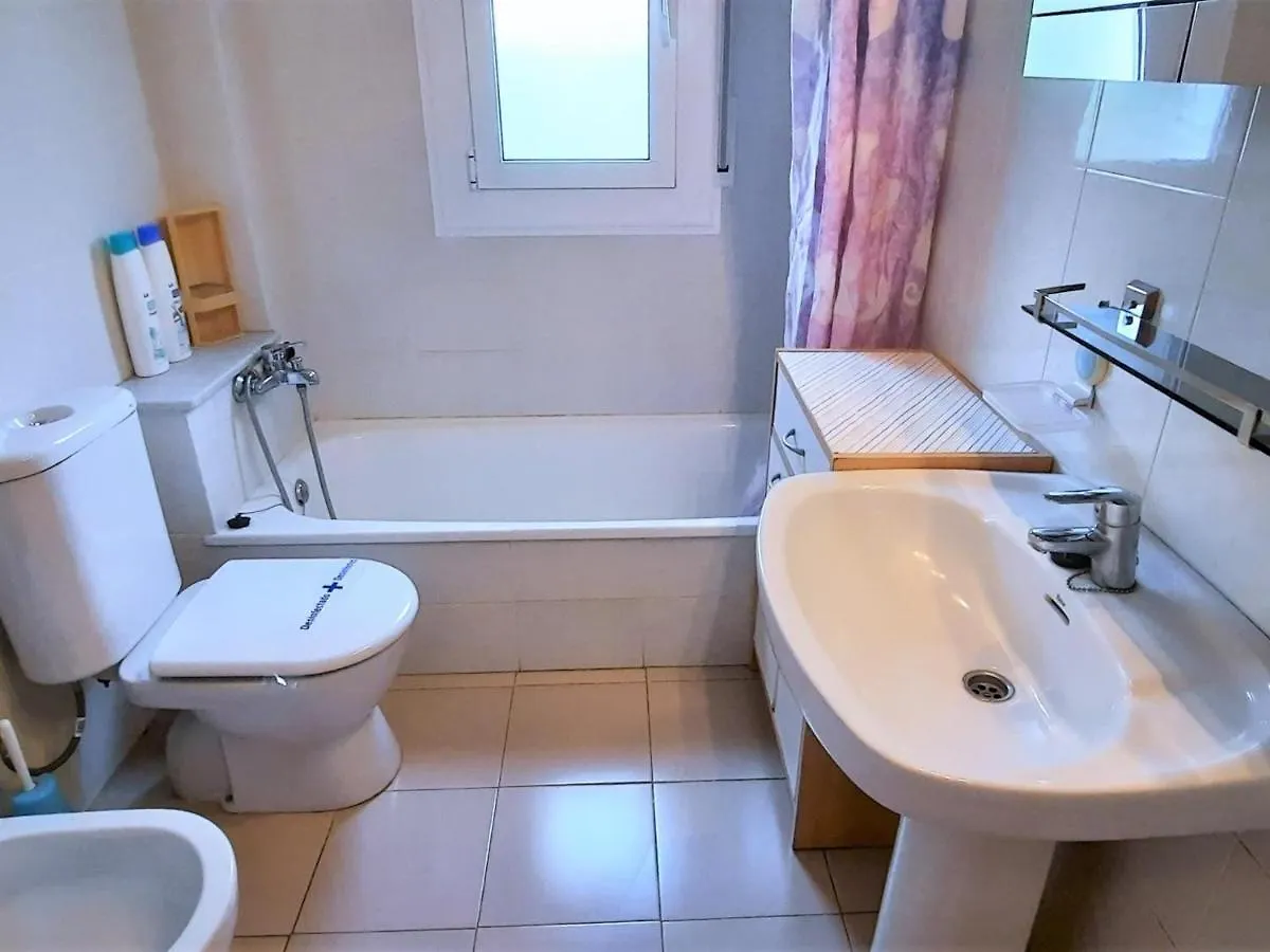 Apartamento Familiar En Llanca Cerca De La Playa De Grifeu, 2 Habitaciones Y Parking - Es-170-76 Spain